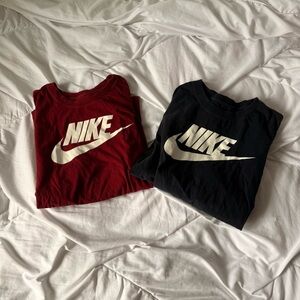 bundle of the nike tee red and black nike t-shirt XL